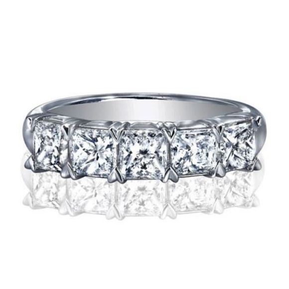 925 Silver Princess Cut White Sapphire Women Ring - Picture 3 of 3